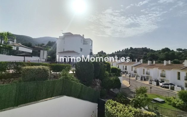 Bestaande woning - Appartement - Binnenland  - Alhaurín Golf