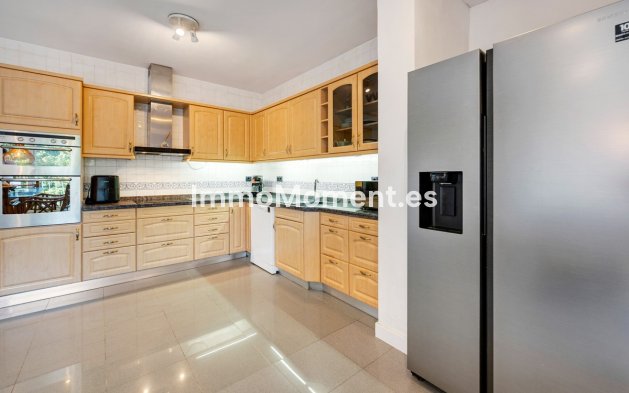 Resale - Detached villa - Sotogrande - Sotogrande Costa
