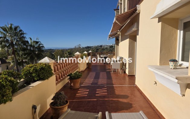 Wiederverkauf - Wohnung - Estepona  - Atalaya