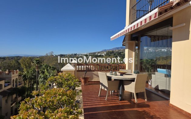 Wiederverkauf - Wohnung - Estepona  - Atalaya