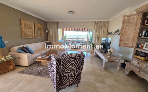 Wiederverkauf - Wohnung - Estepona  - Atalaya
