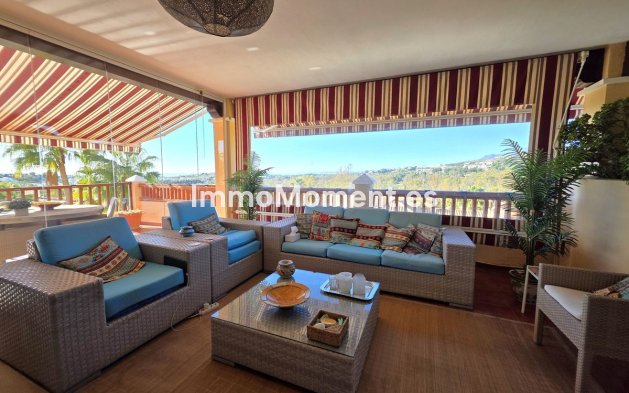 Wiederverkauf - Wohnung - Estepona  - Atalaya