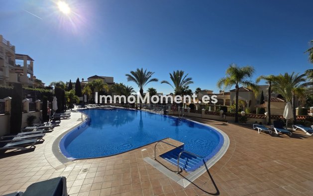 Wiederverkauf - Wohnung - Estepona  - Atalaya