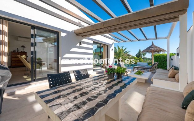 Wiederverkauf - Freistehende Villa - Marbella - Elviria