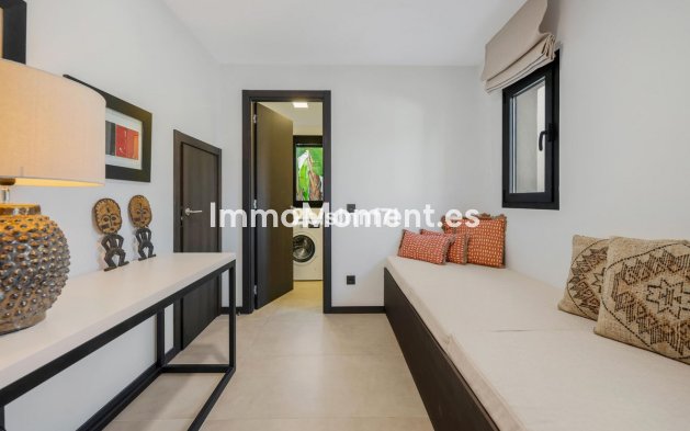 Wiederverkauf - Freistehende Villa - Marbella - Elviria
