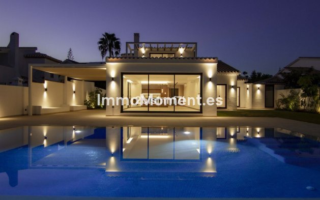 Wiederverkauf - Freistehende Villa - Marbella - Elviria