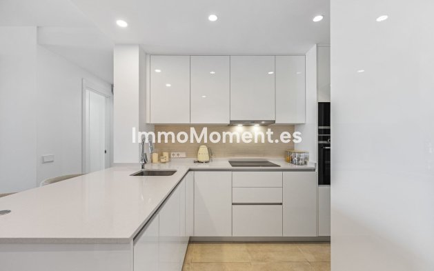 Resale - Apartment - Fuengirola - Fuengirola Centro