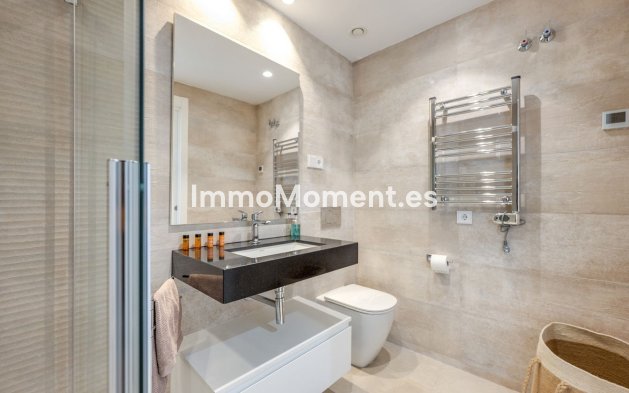Resale - Apartment - Fuengirola - Fuengirola Centro