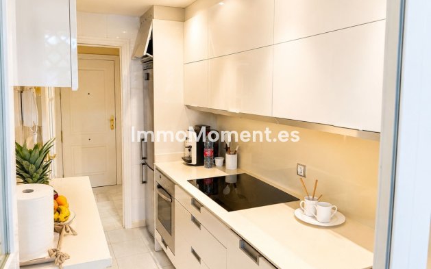 Reventa - Apartamento - Marbella - Nueva Andalucía