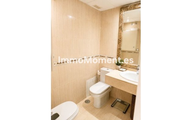 Reventa - Apartamento - Marbella - Nueva Andalucía