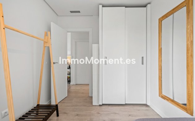 Resale - Apartment - Orihuela - Villamartín