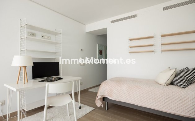 Resale - Apartment - Fuengirola - Fuengirola Centro