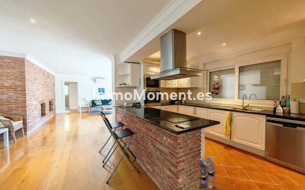 Reventa - Villa independiente - Marbella - Marbesa