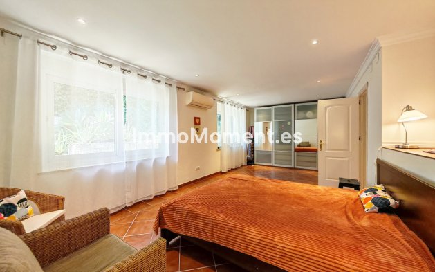 Reventa - Villa independiente - Marbella - Marbesa