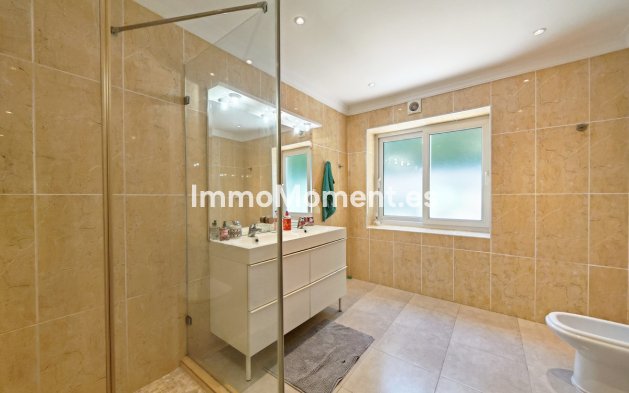 Reventa - Villa independiente - Marbella - Marbesa