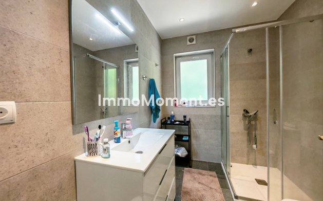 Reventa - Villa independiente - Marbella - Marbesa