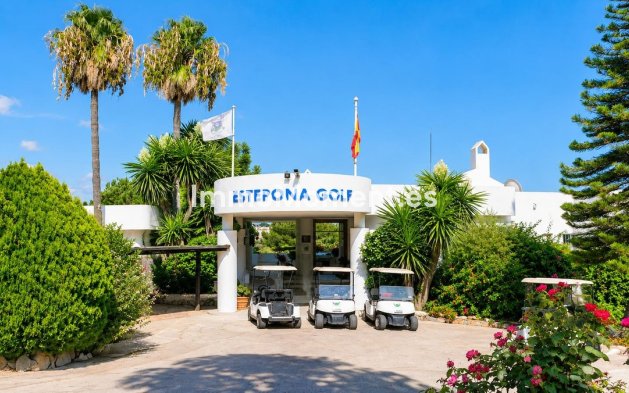 Resale - Apartment - Estepona - Estepona Centro