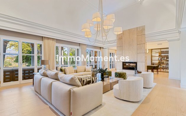 Reventa - Villa independiente - Benahavís - Benahavís Centro
