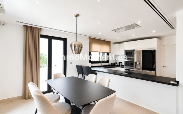 Bestaande woning - Vrijstaande villa - Fuengirola - Torreblanca
