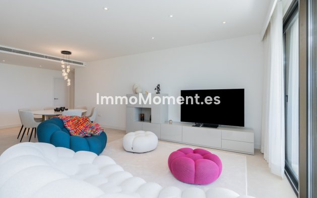 Resale - Apartment - Casares - Casares Centro