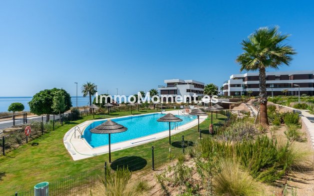 Resale - Apartment - Casares - Casares Centro