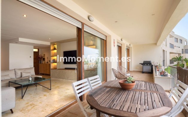 Resale - Apartment - Marbella - Altos de los Monteros
