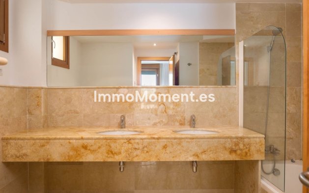 Resale - Apartment - Marbella - Altos de los Monteros