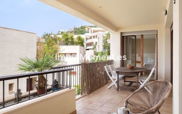 Resale - Apartment - Marbella - Altos de los Monteros
