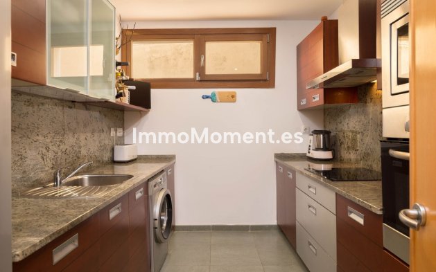 Resale - Apartment - Marbella - Altos de los Monteros