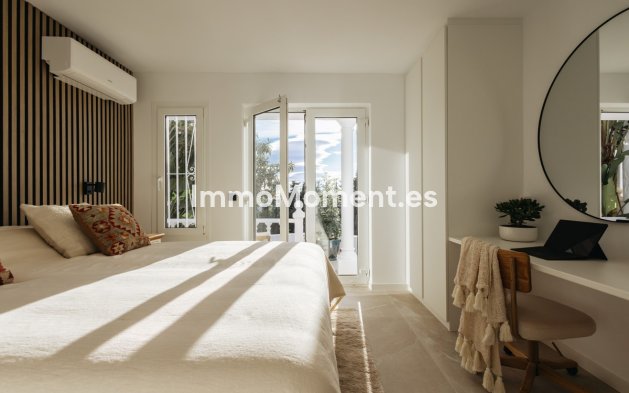 Wiederverkauf - Reihenhaus - Estepona  - Atalaya