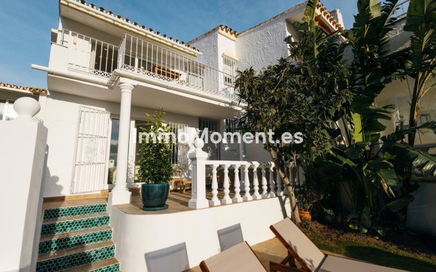 Wiederverkauf - Reihenhaus - Estepona  - Atalaya