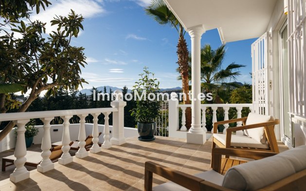 Wiederverkauf - Reihenhaus - Estepona  - Atalaya