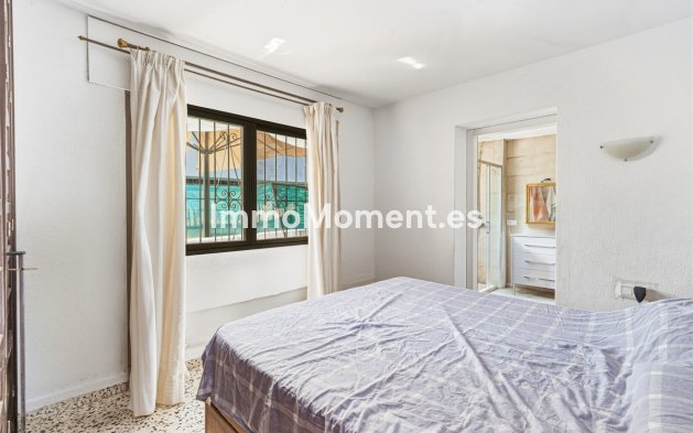 Wiederverkauf - Freistehende Villa - Marbella - Nueva Andalucía