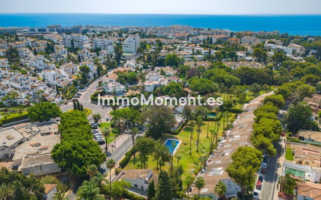 Wiederverkauf - Freistehende Villa - Marbella - Nueva Andalucía