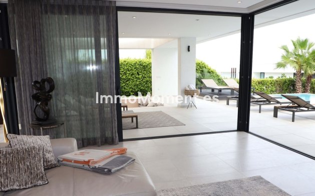Reventa - Villa independiente - Estepona  - New Golden Mile