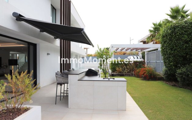 Reventa - Villa independiente - Estepona  - New Golden Mile