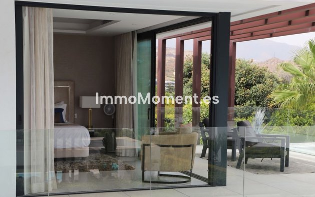 Reventa - Villa independiente - Estepona  - New Golden Mile