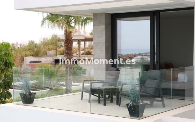 Reventa - Villa independiente - Estepona  - New Golden Mile