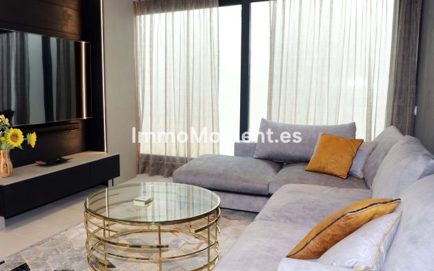 Reventa - Villa independiente - Estepona  - New Golden Mile