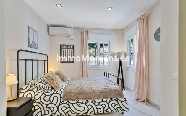 Resale - Detached villa - Ojén