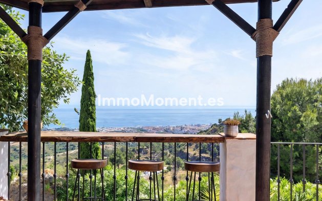 Resale - Detached villa - Ojén