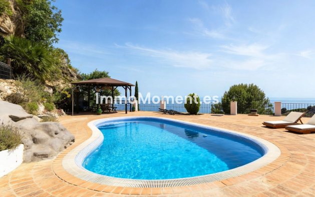 Resale - Detached villa - Ojén