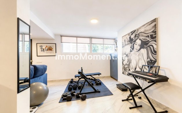 Resale - Detached villa - Ojén