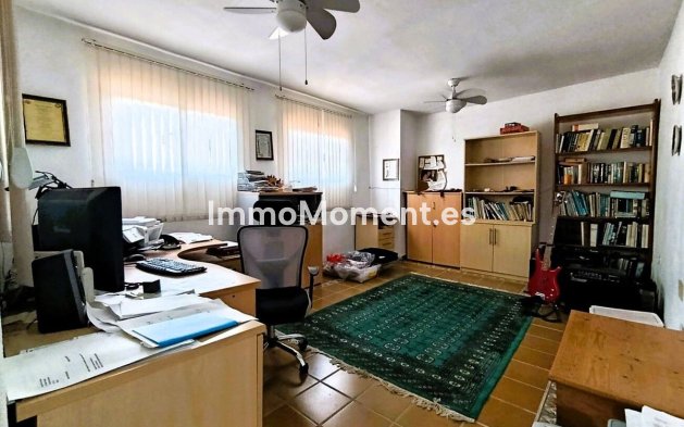 Resale - Detached villa - Orihuela - Orihuela Costa