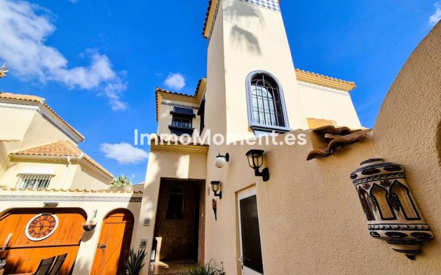 Wiederverkauf - Freistehende Villa - Orihuela - Orihuela Costa