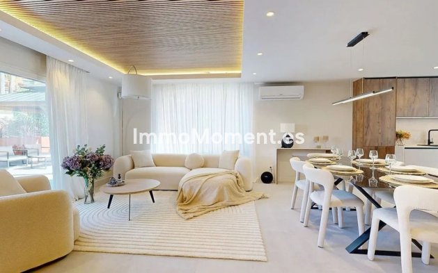 Wiederverkauf - Freistehende Villa - Estepona  - Atalaya