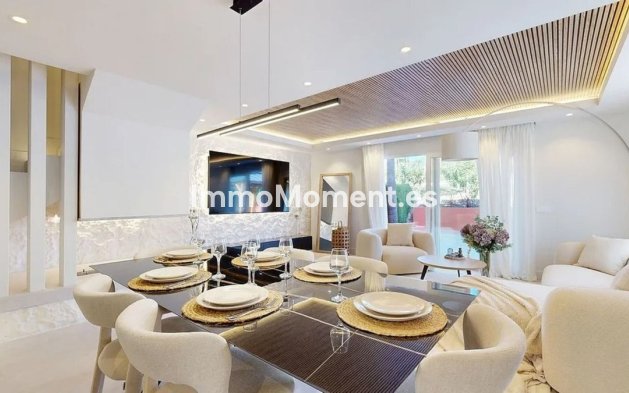Wiederverkauf - Freistehende Villa - Estepona  - Atalaya