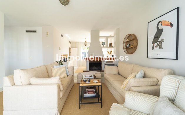 Resale - Detached villa - Marbella - Elviria