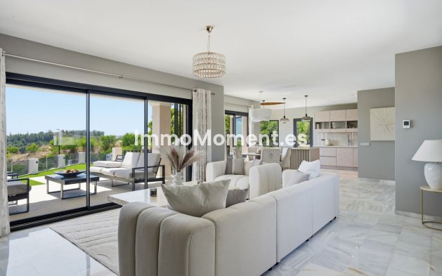 Resale - Detached villa - Mijas - El Chaparral