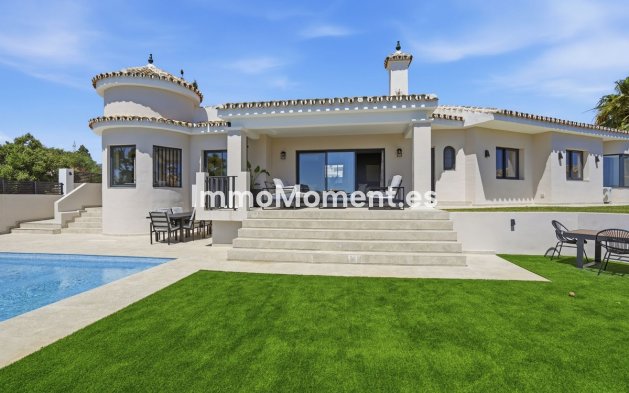 Resale - Detached villa - Mijas - El Chaparral